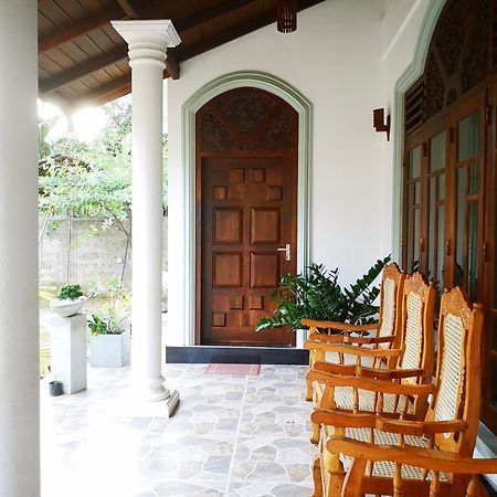 Janu Homestay Tangalle Luaran gambar