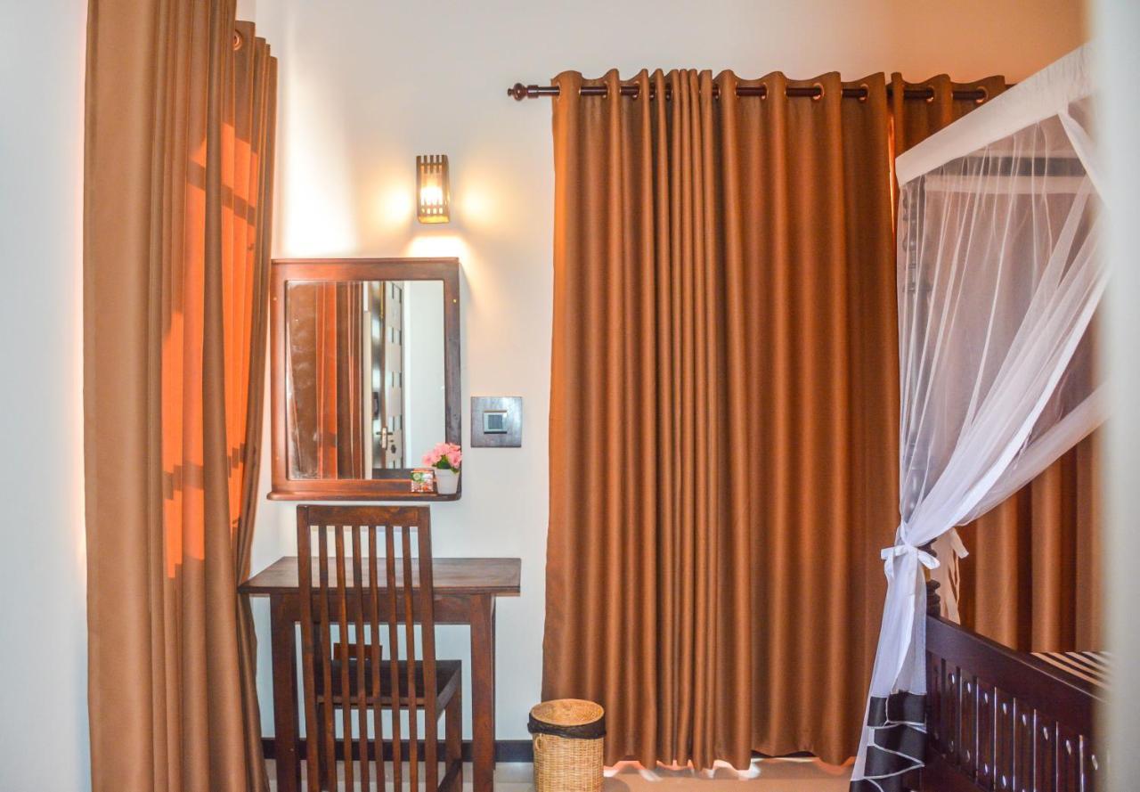 Janu Homestay Tangalle Luaran gambar