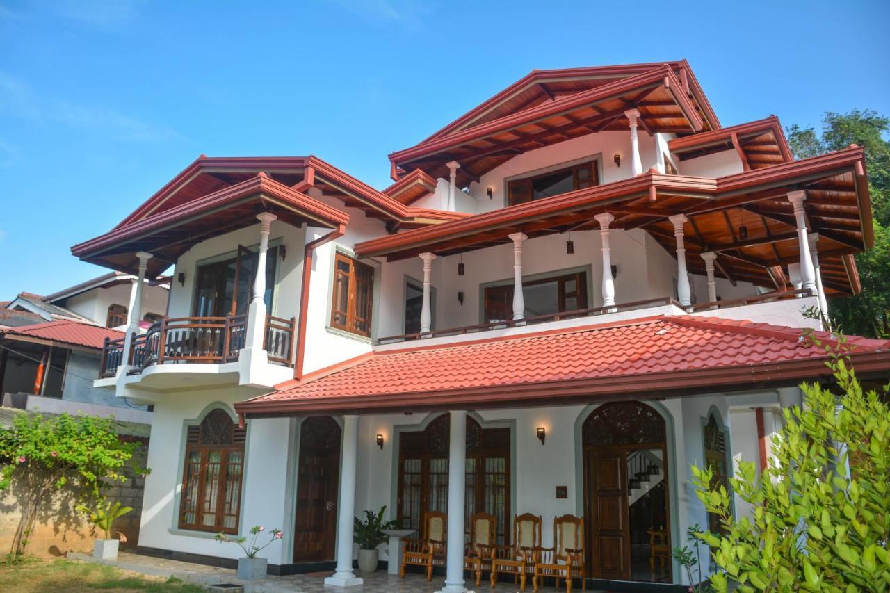 Janu Homestay Tangalle Luaran gambar