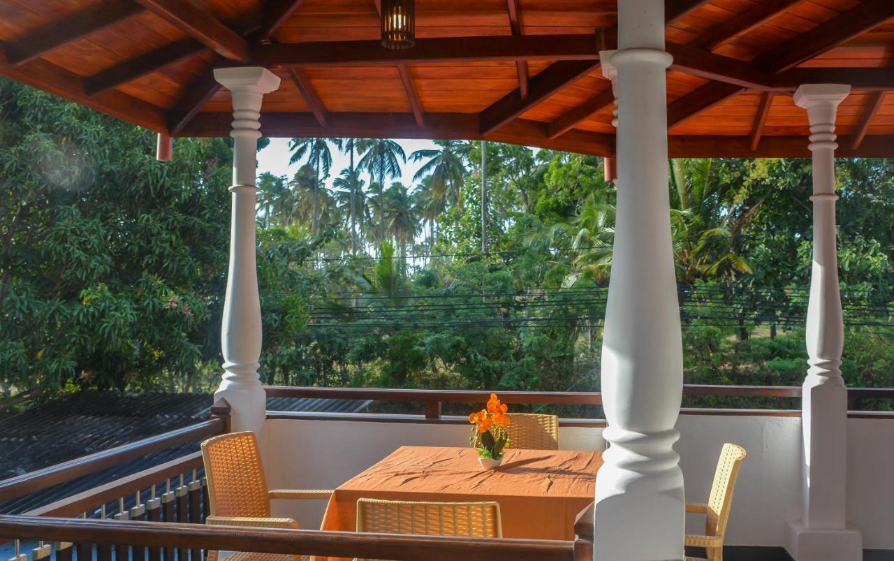 Janu Homestay Tangalle Luaran gambar