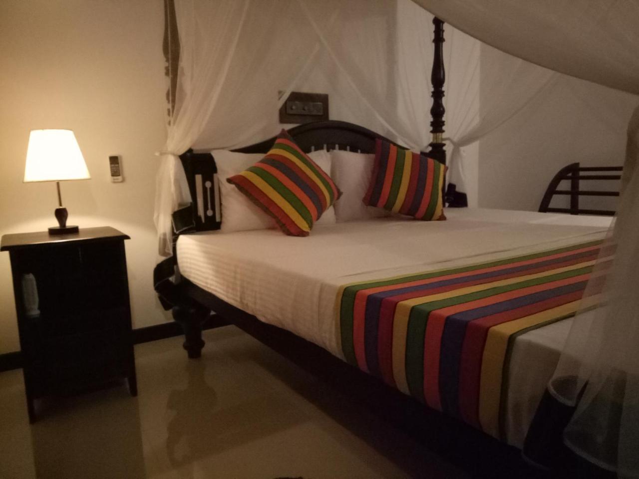 Janu Homestay Tangalle Luaran gambar