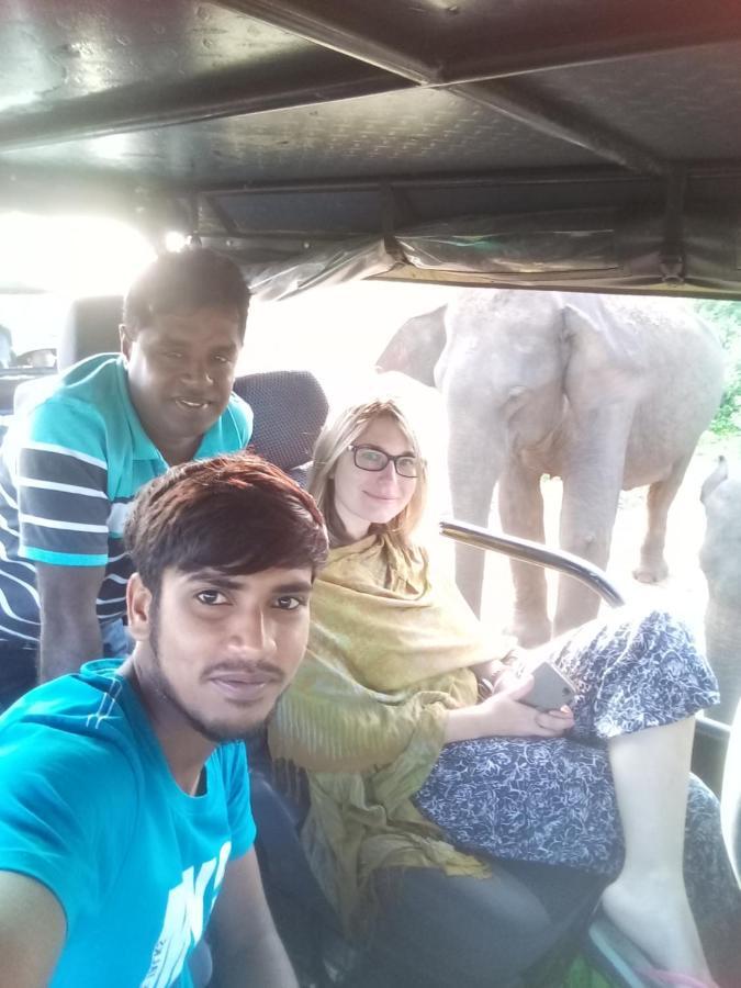 Janu Homestay Tangalle Luaran gambar
