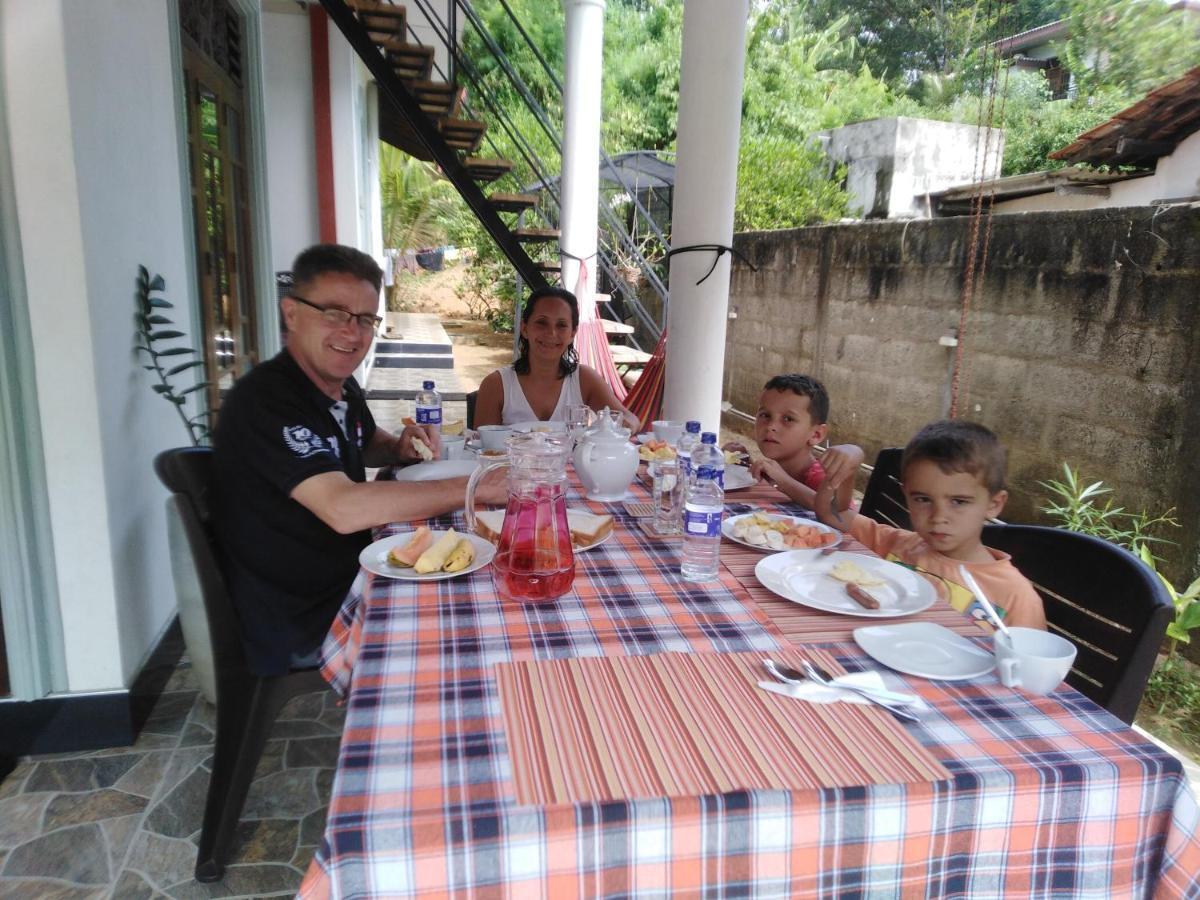 Janu Homestay Tangalle Luaran gambar