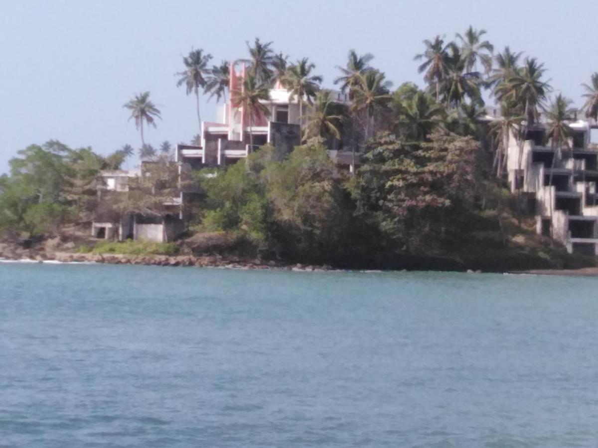 Janu Homestay Tangalle Luaran gambar