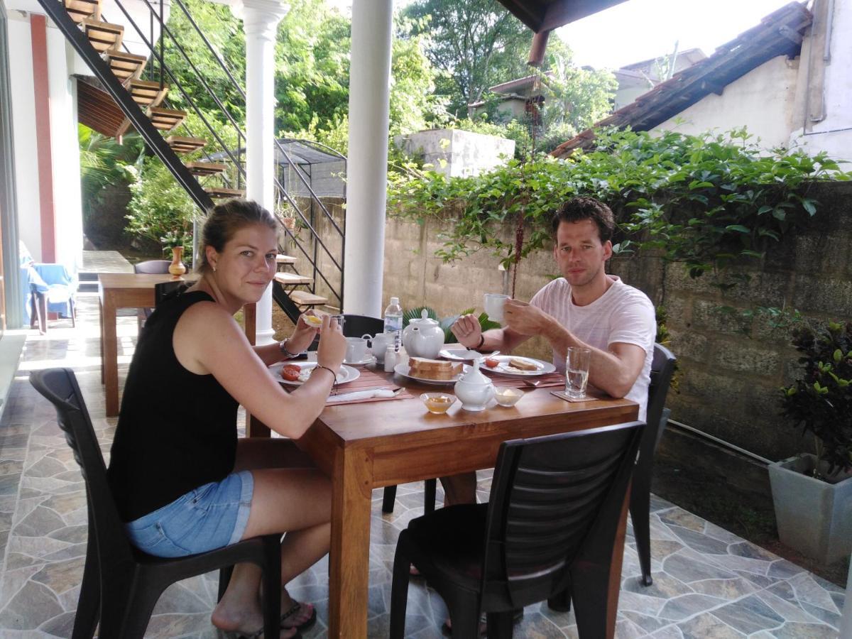 Janu Homestay Tangalle Luaran gambar
