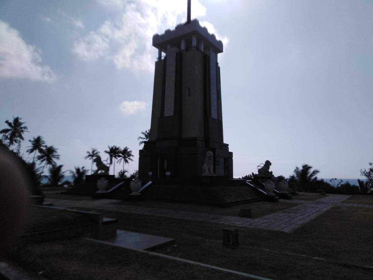 Janu Homestay Tangalle Luaran gambar
