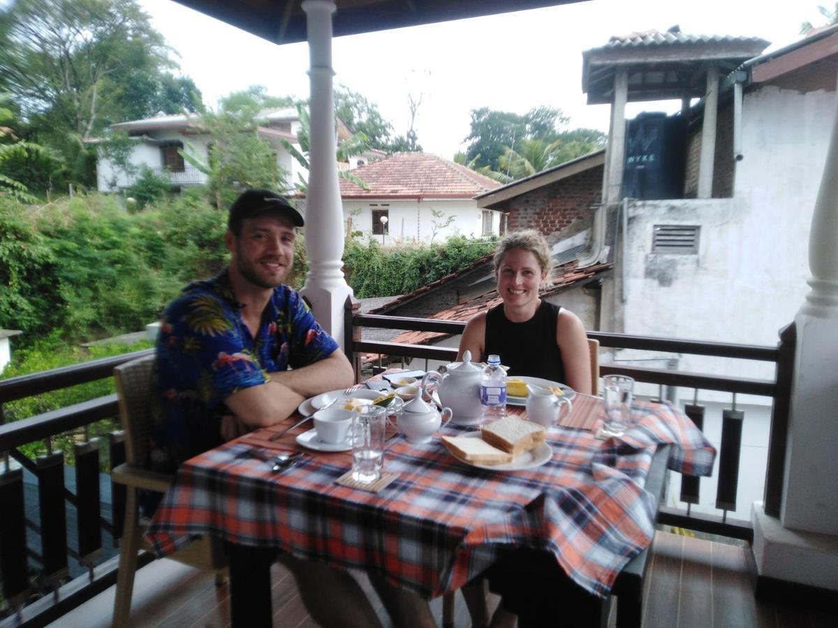 Janu Homestay Tangalle Luaran gambar